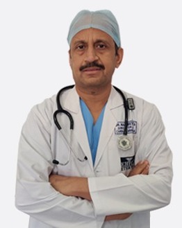 Dr. Navneet Mehta